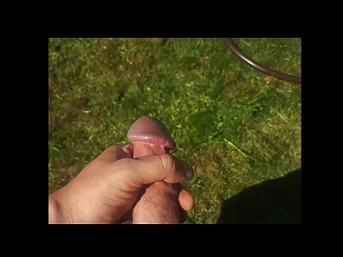 ❤️ Hot hottie gets viņai rozā pussy fucked un cums ar squirt vasaras dārzā ❤️ Seks video pie mums lv.sexflashgame.ru